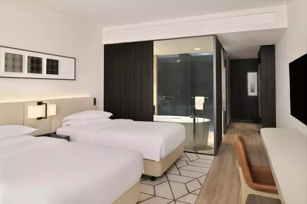 Sheraton Grand Hotel